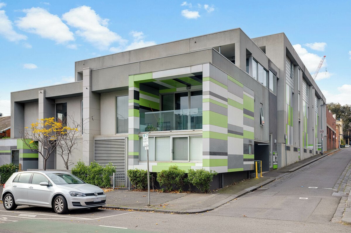 1 / 24 Byron Street NORTH MELBOURNE - Residential for sale