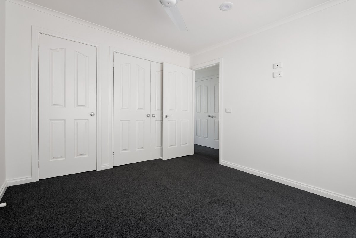 1 / 24 Ebden Avenue Black Rock - Residential for lease