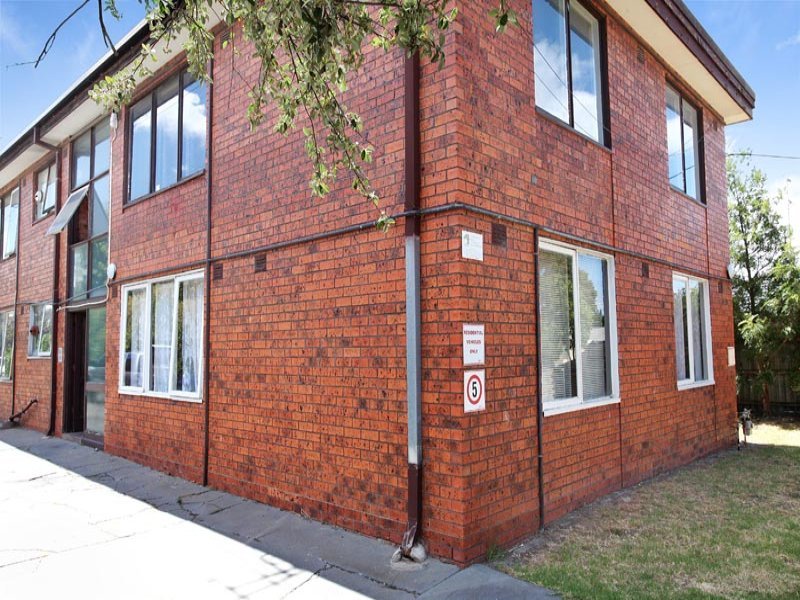 1 / 24 Rooney Street MAIDSTONE - Residential for sale