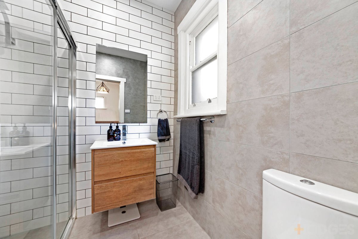 1 / 24 Tennyson Street Elwood - Residential for sale