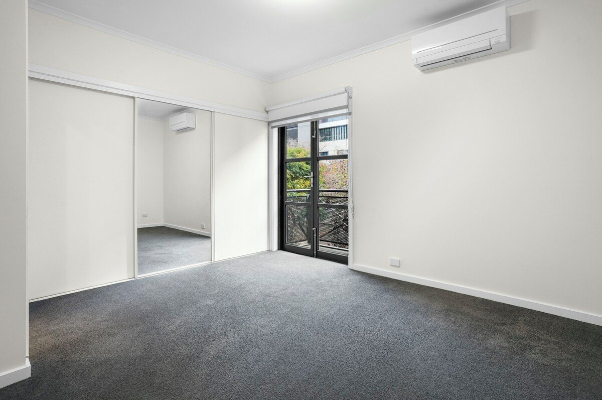 1 / 242 Punt Road Prahran - Residential for lease