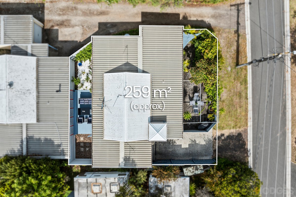 1 / 25 Baker Street Ocean Grove - Residential for sale