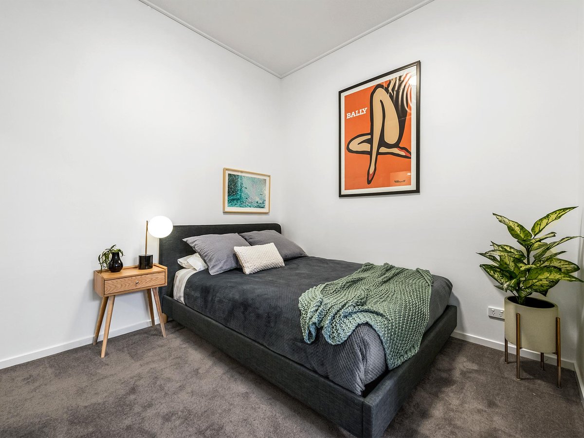 12 / 562 Little Bourke Street MELBOURNE - Residential for sale