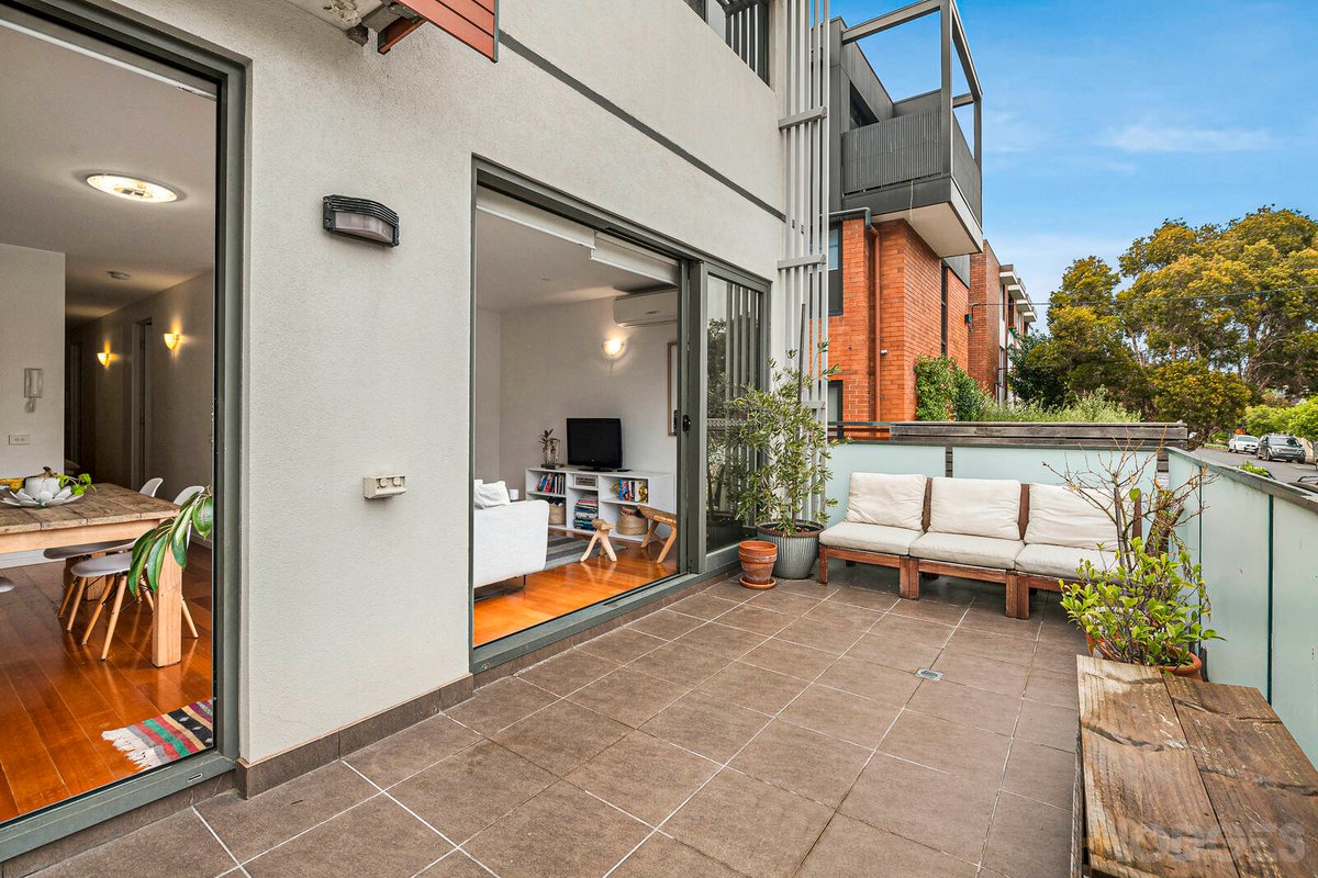 1 / 26 Blenheim Street Balaclava - Residential for sale