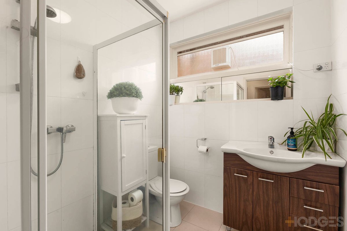 1 / 26 Eumeralla Road Caulfield South - Residential for sale