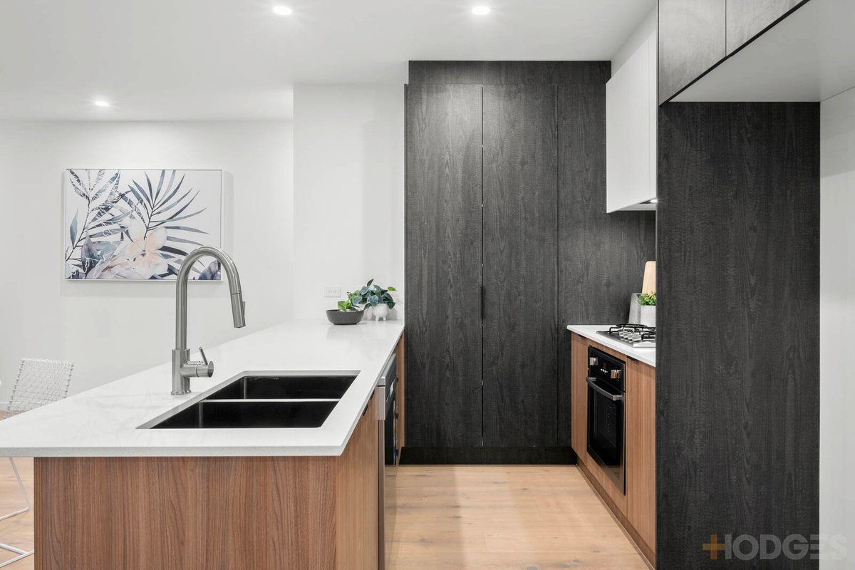 1 / 26 Waymouth Street Hamlyn Heights - Residential for sale