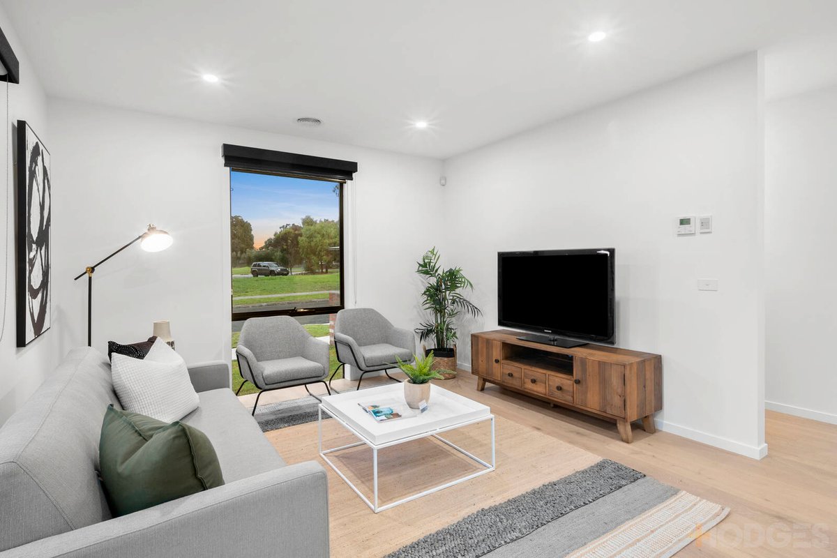 1 / 26 Waymouth Street Hamlyn Heights - Residential for sale