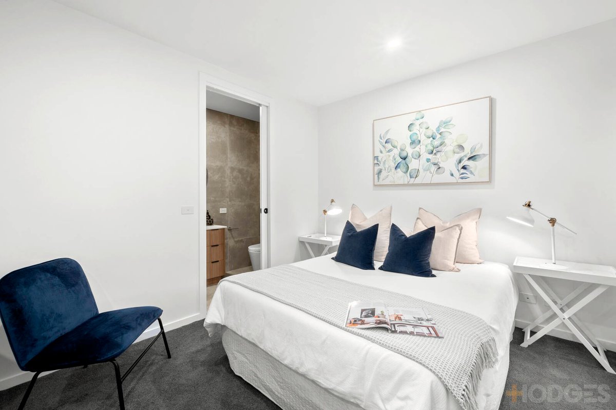 1 / 26 Waymouth Street Hamlyn Heights - Residential for sale