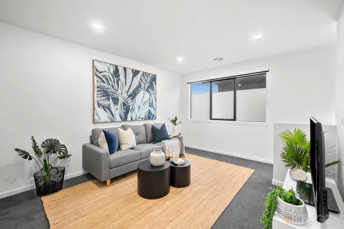 1 / 26 Waymouth Street Hamlyn Heights - Residential for sale