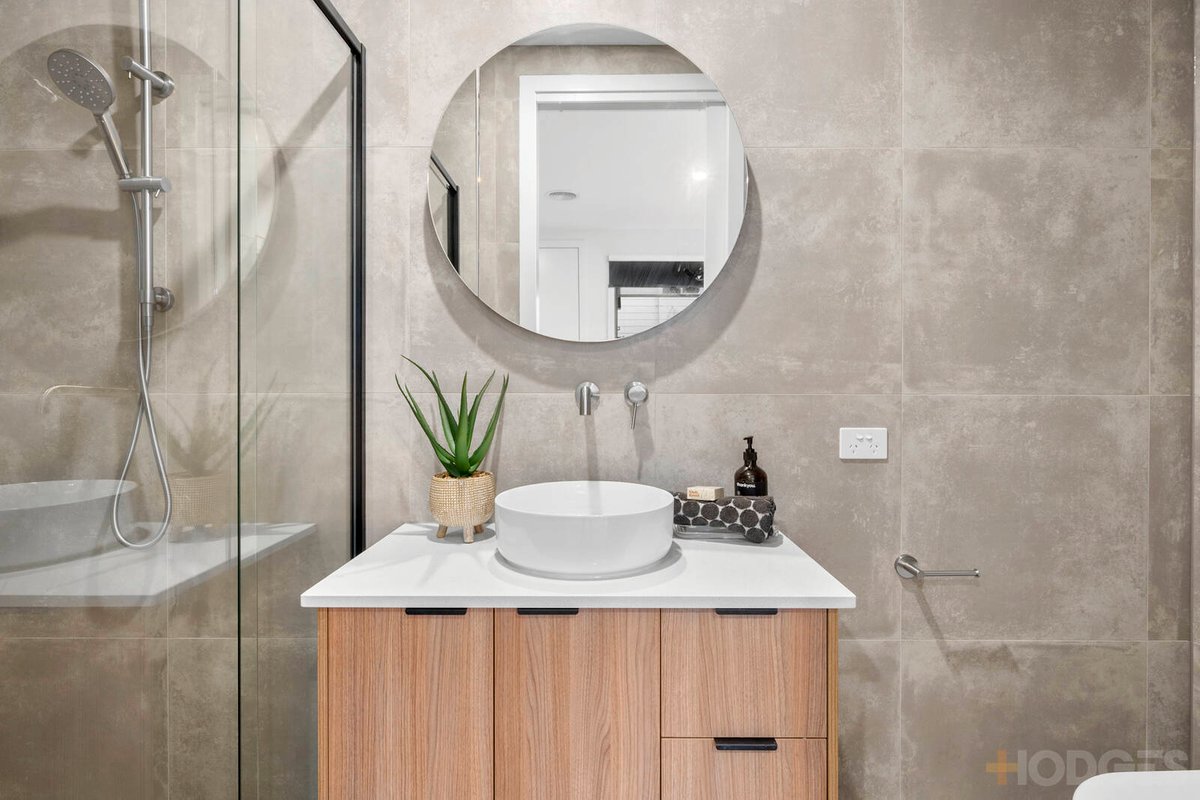 1 / 26 Waymouth Street Hamlyn Heights - Residential for sale