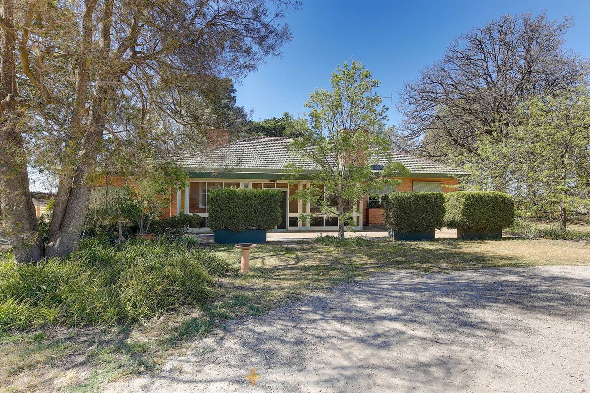 127 Farm Road Werribee - Residential for sale