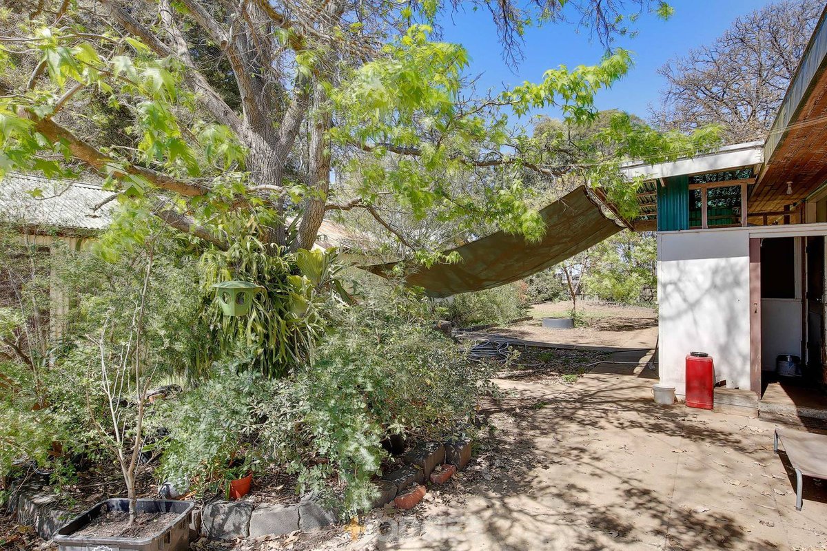 127 Farm Road Werribee - Residential for sale