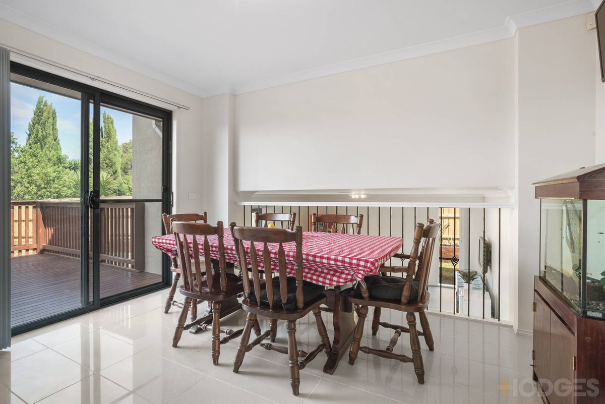127 Robinswood Parade Narre Warren South - Residential for sale