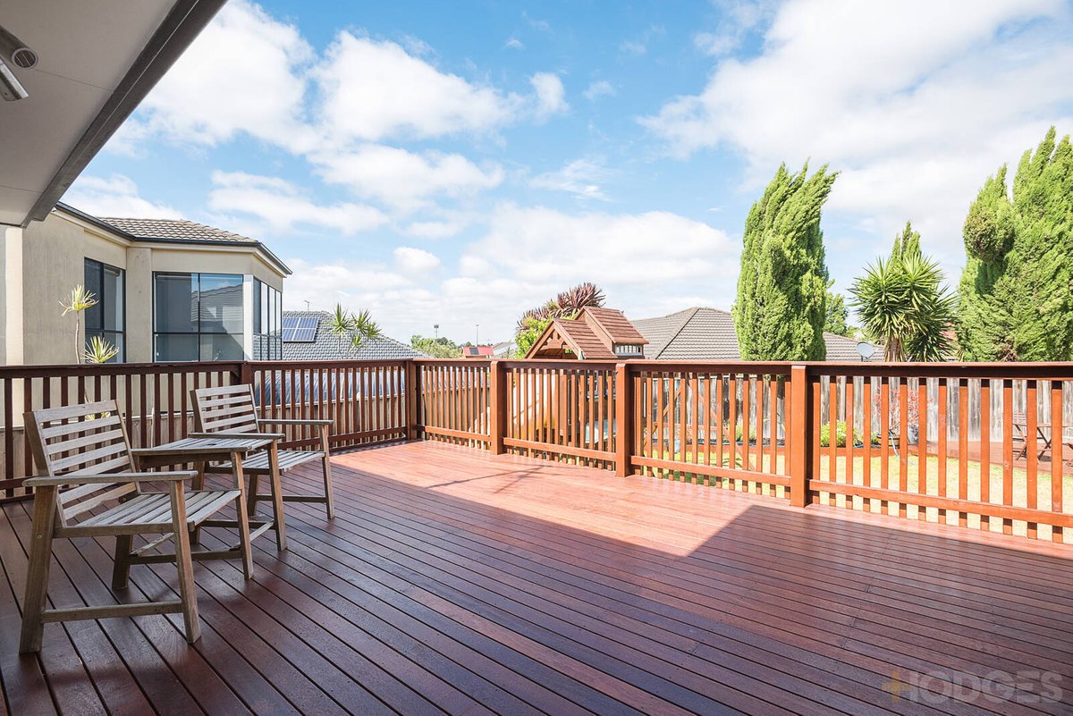 127 Robinswood Parade Narre Warren South - Residential for sale