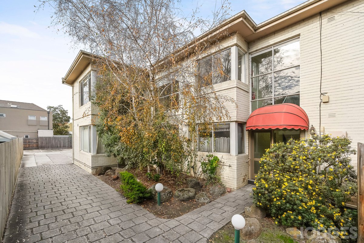 12 / 76 Orrong Road Elsternwick - Residential for sale