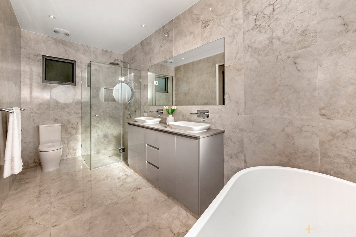 128 Linacre Road Hampton - Residential for sale