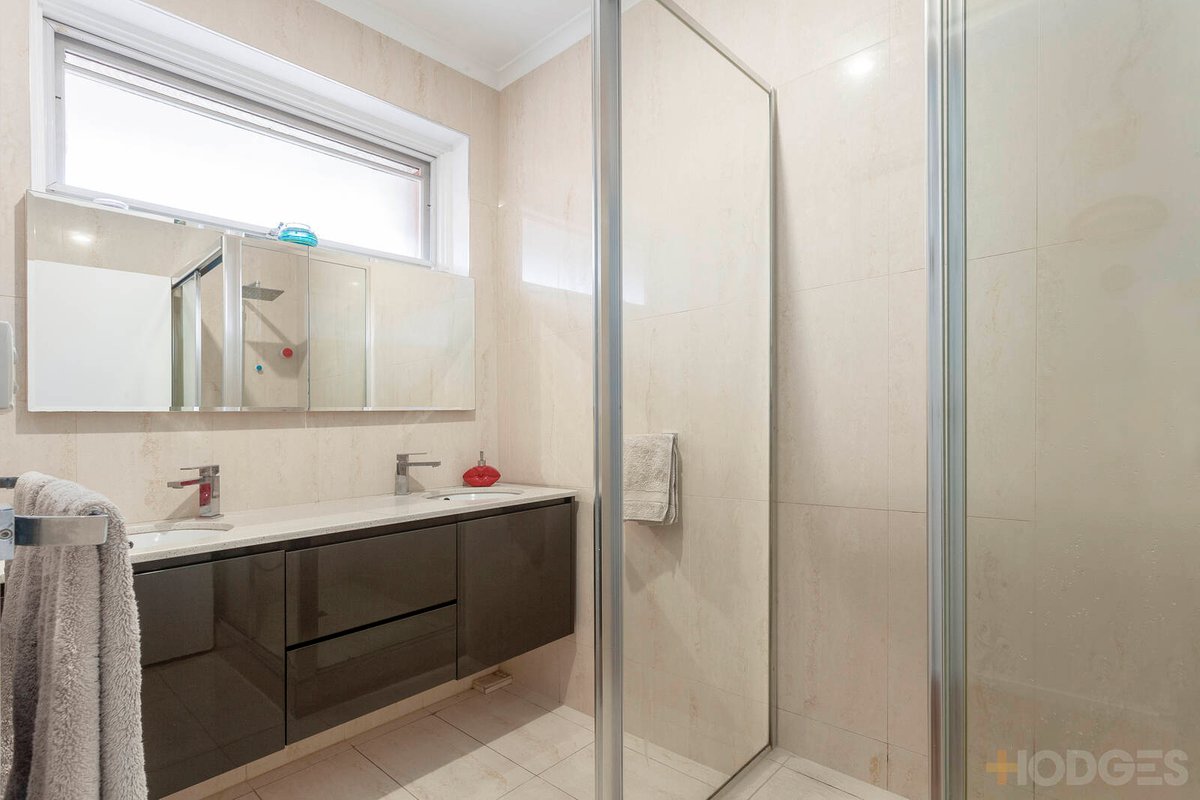 1 / 289 Mckinnon Road Mckinnon - Residential for sale