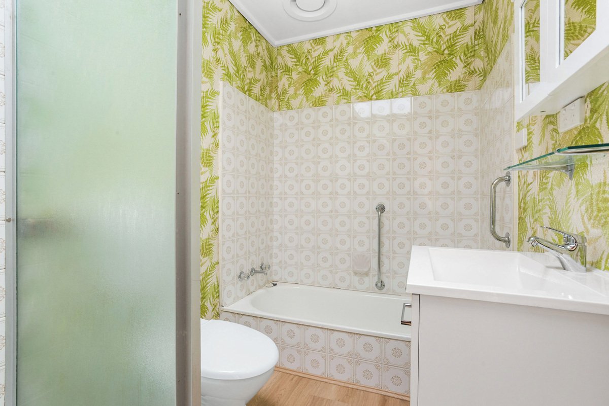 1 / 29 Riviera Street Mentone - Residential for lease