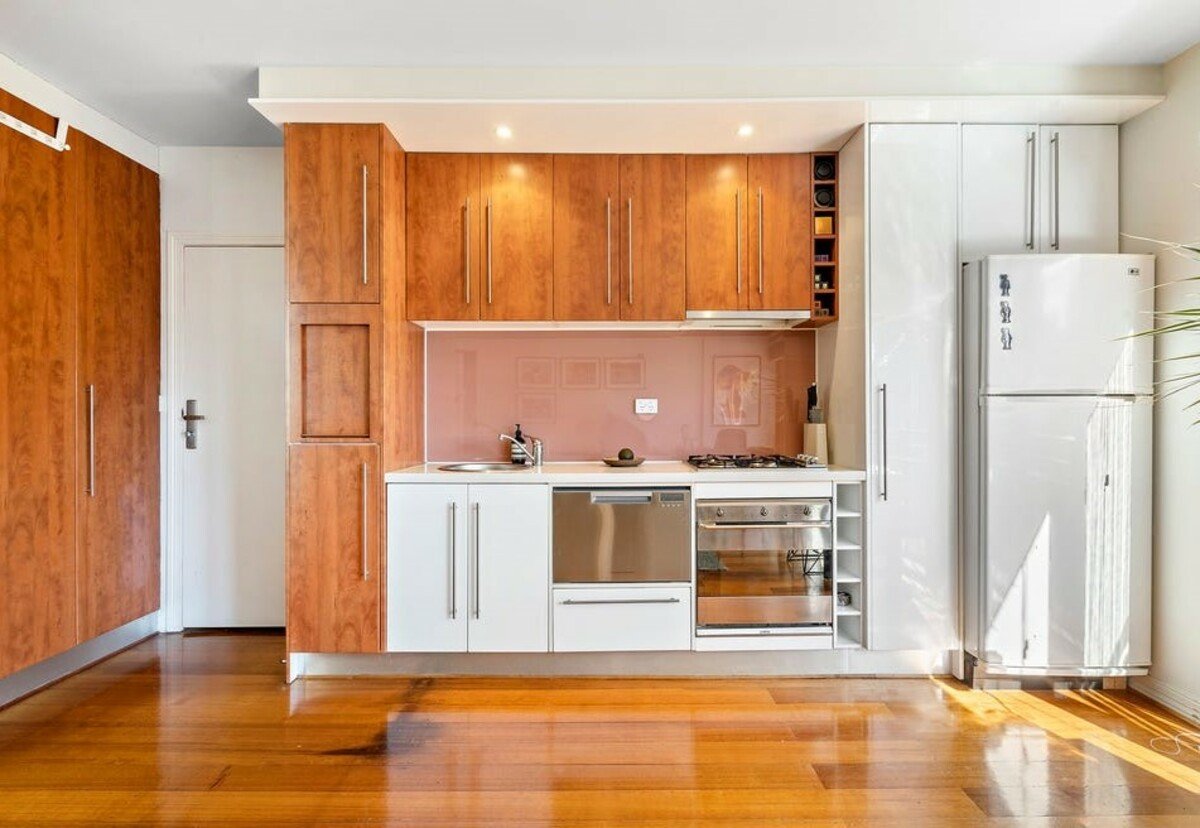 1 / 2A Washington Street Toorak - Residential for lease