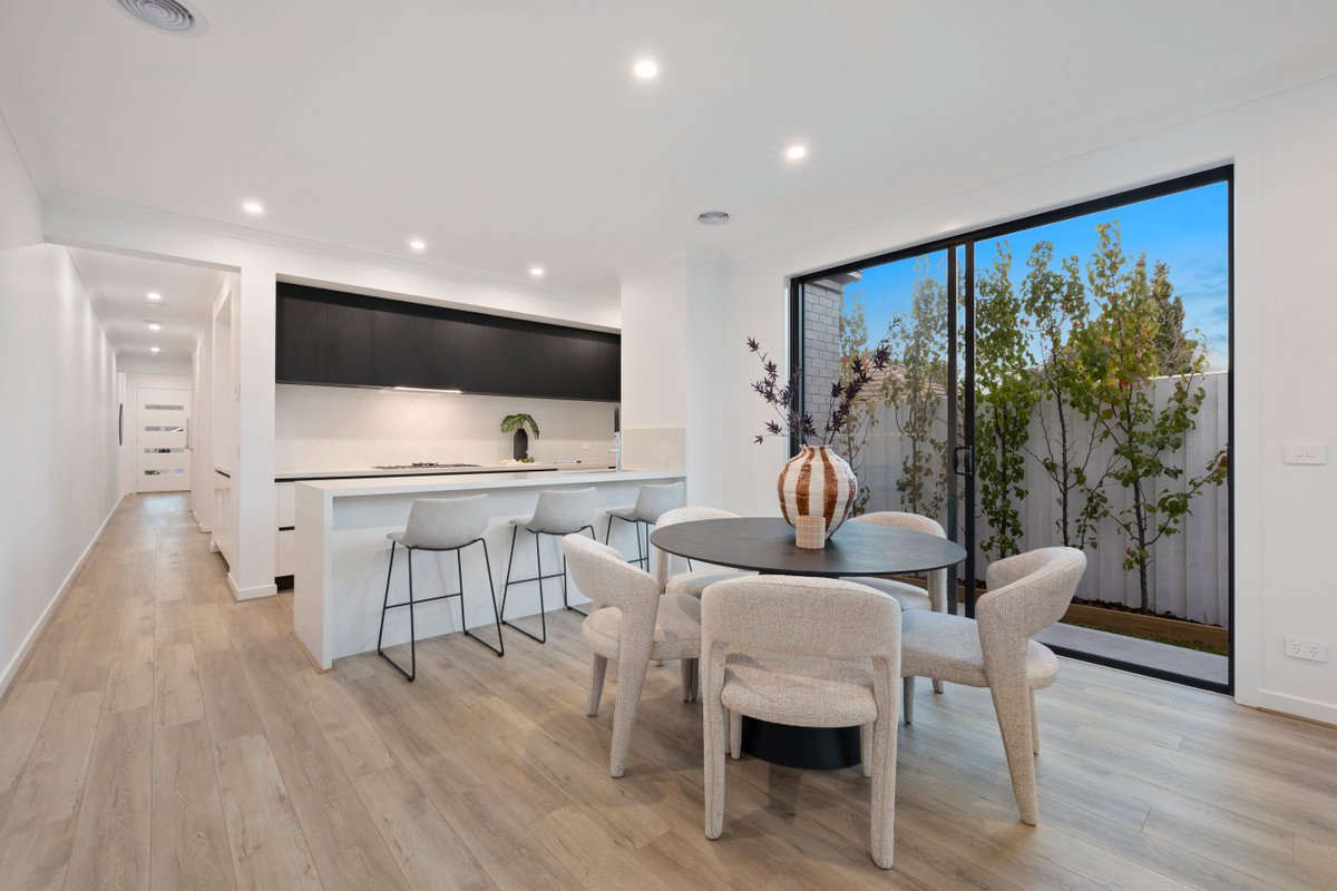 12B Victoria Street Parkdale - Residential for lease