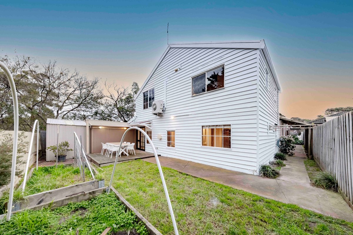 13 Bonnyvale Rd Ocean Grove - Residential for lease