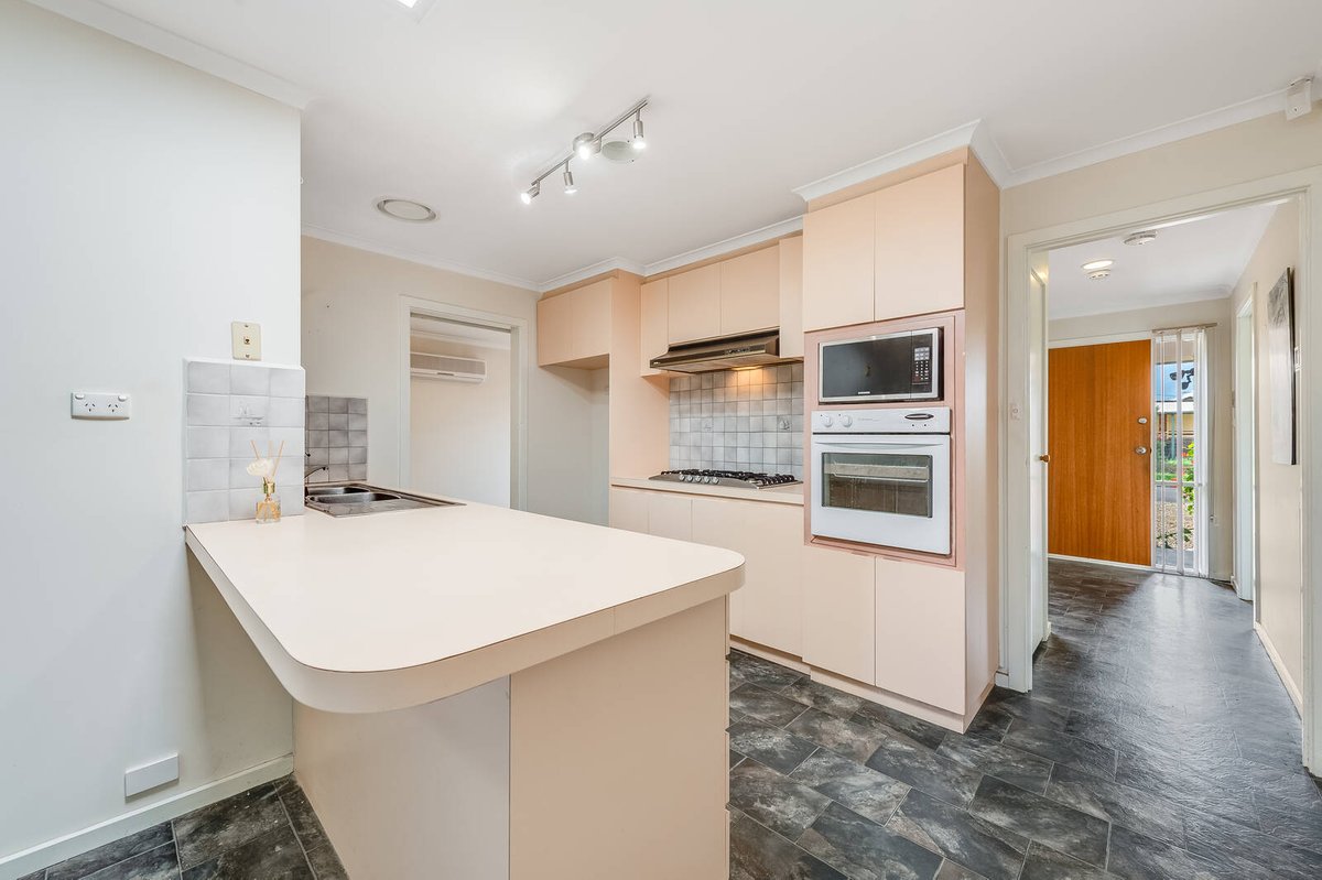 13 Earling Close Wyndham Vale - Residential for sale