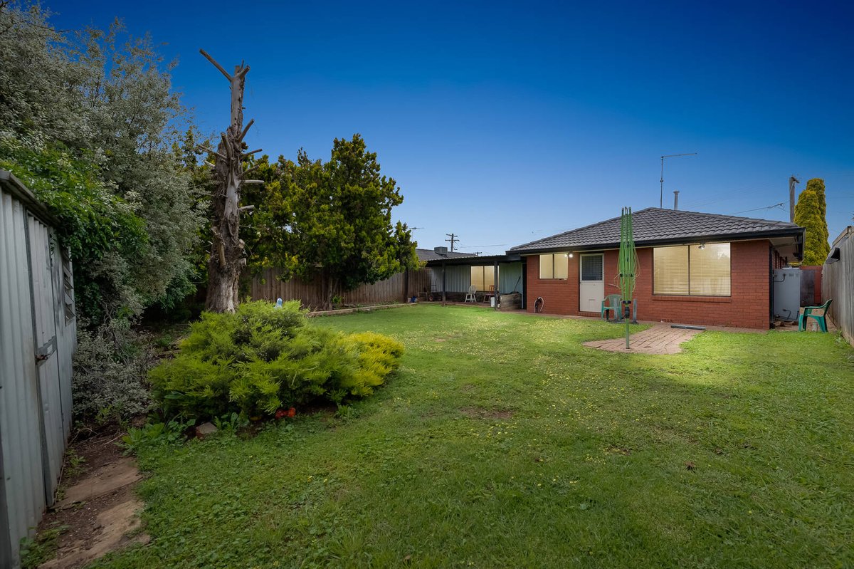 13 Earling Close Wyndham Vale - Residential for sale