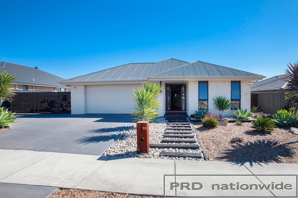 13 Mistfly St, CHISHOLM NSW 2322