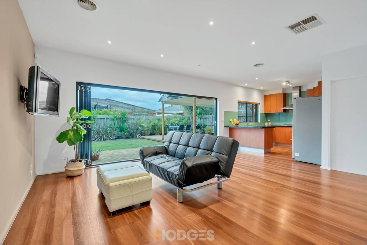 13 Reys Close Mordialloc - Residential for sale