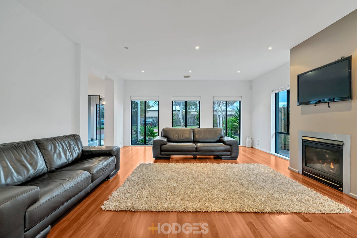 13 Reys Close Mordialloc - Residential for sale