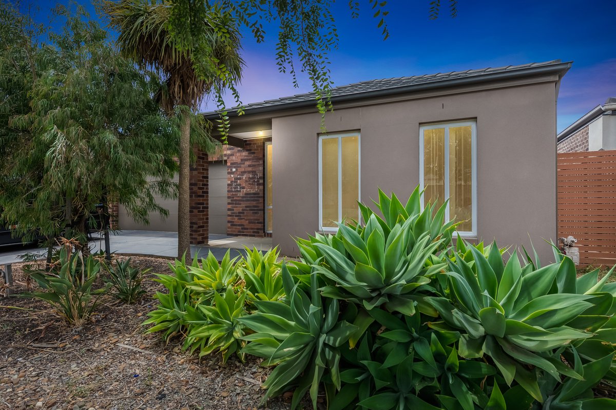 13 Rowan Avenue Williams Landing - Residential for sale