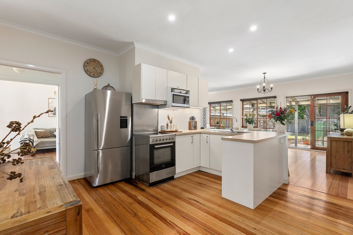 13 Scarlet Street Mordialloc - Residential for sale