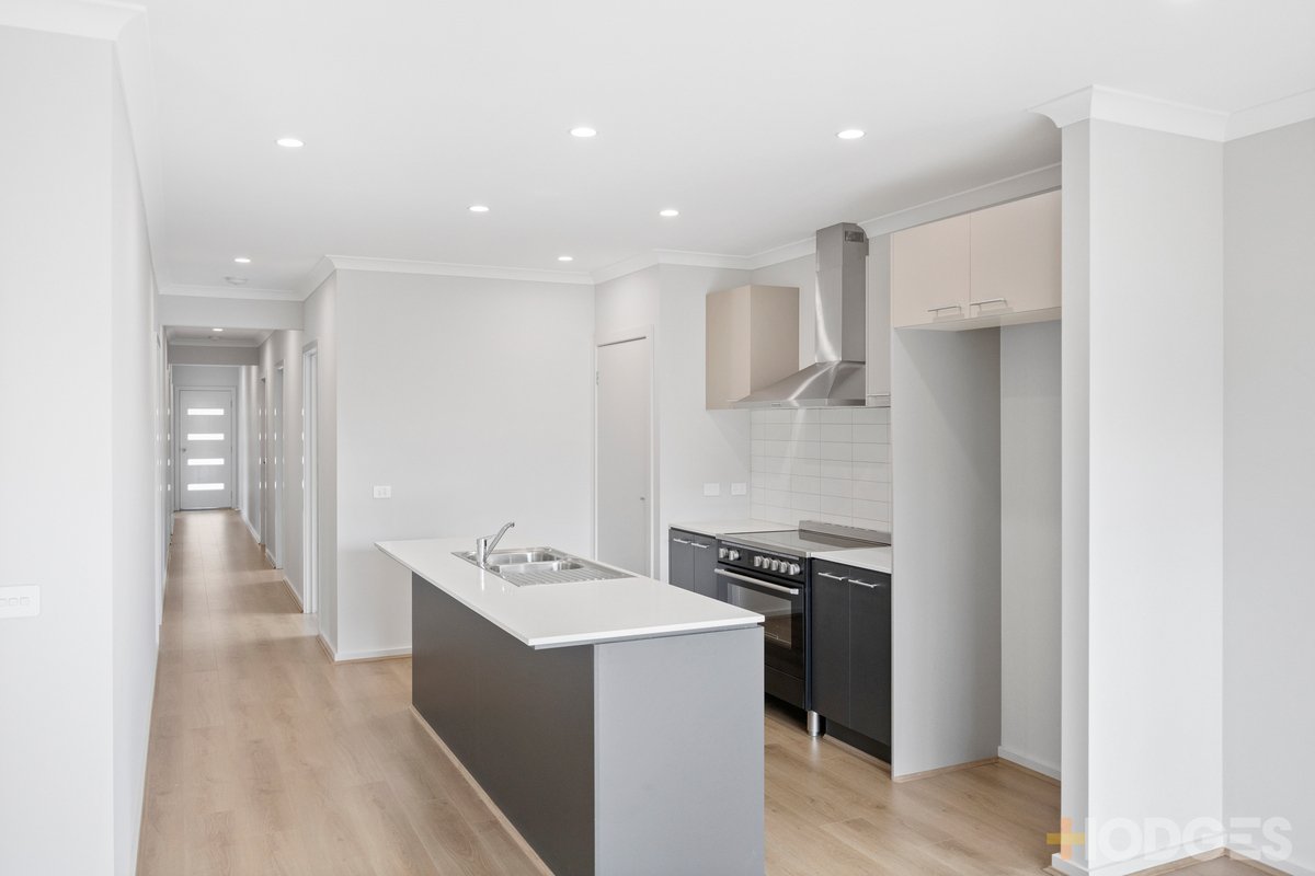 13 Skipper Avenue Lara - Residential for sale