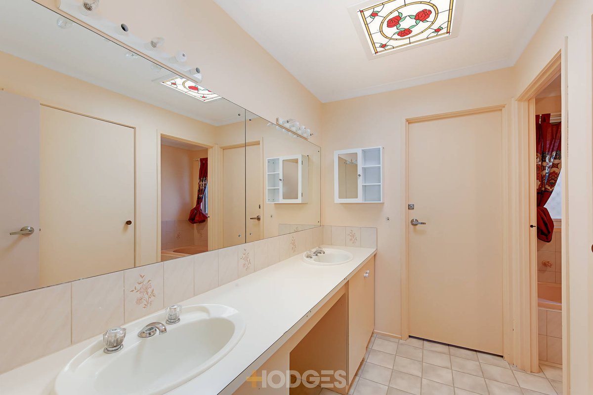 13 Somerset Close Werribee - Residential for sale
