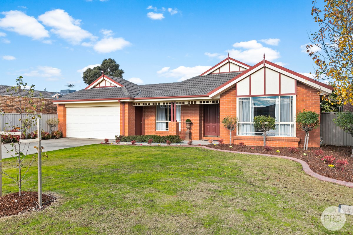 13 Tudor Avenue, DELACOMBE VIC 3356