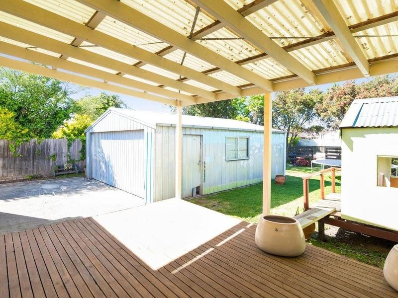 13 Waiora Parade WEST FOOTSCRAY - Residential for sale