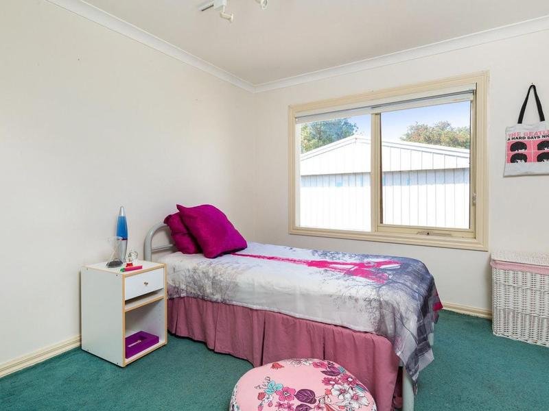 13 Waiora Parade WEST FOOTSCRAY - Residential for sale