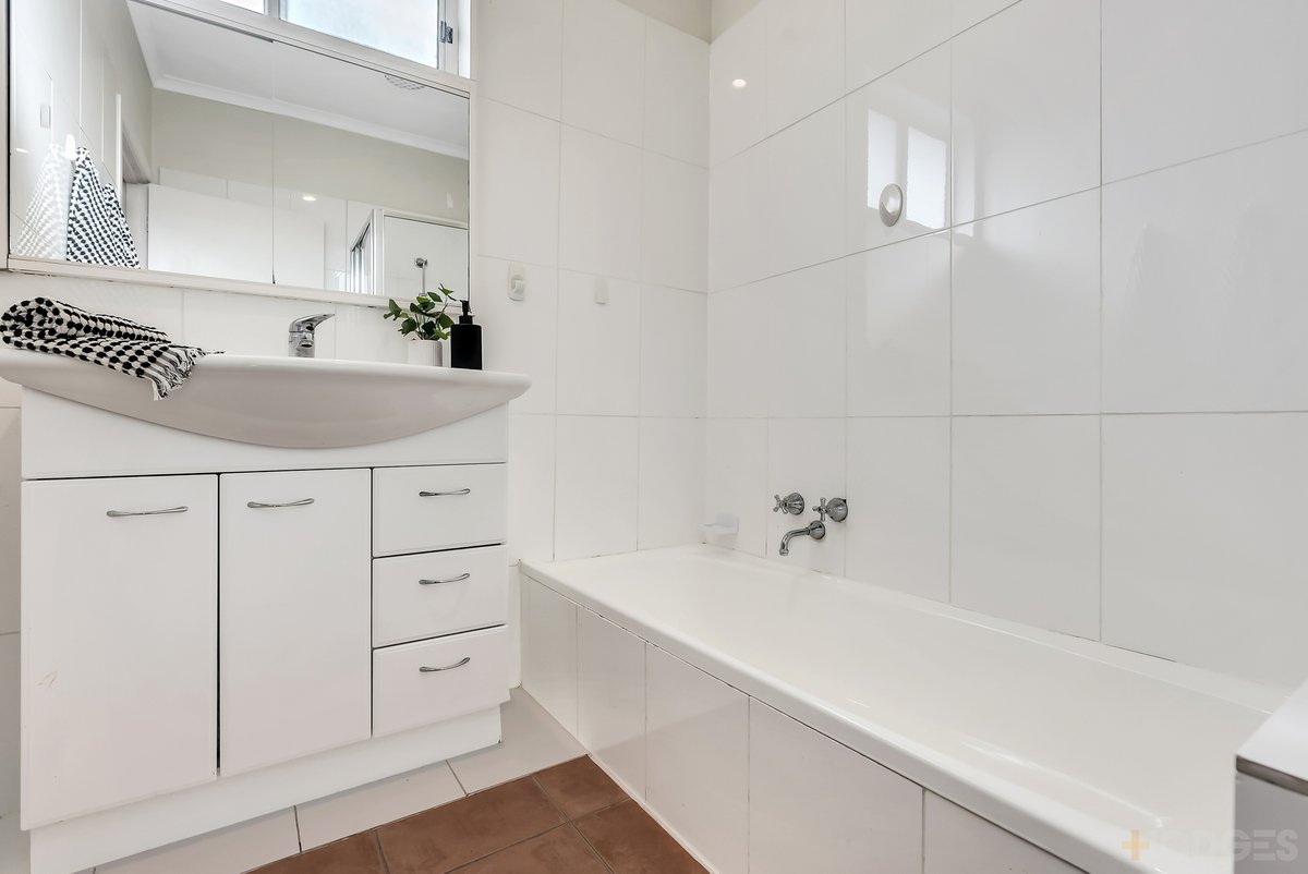 1 / 30 Fourth Avenue Chelsea Heights - Residential for sale