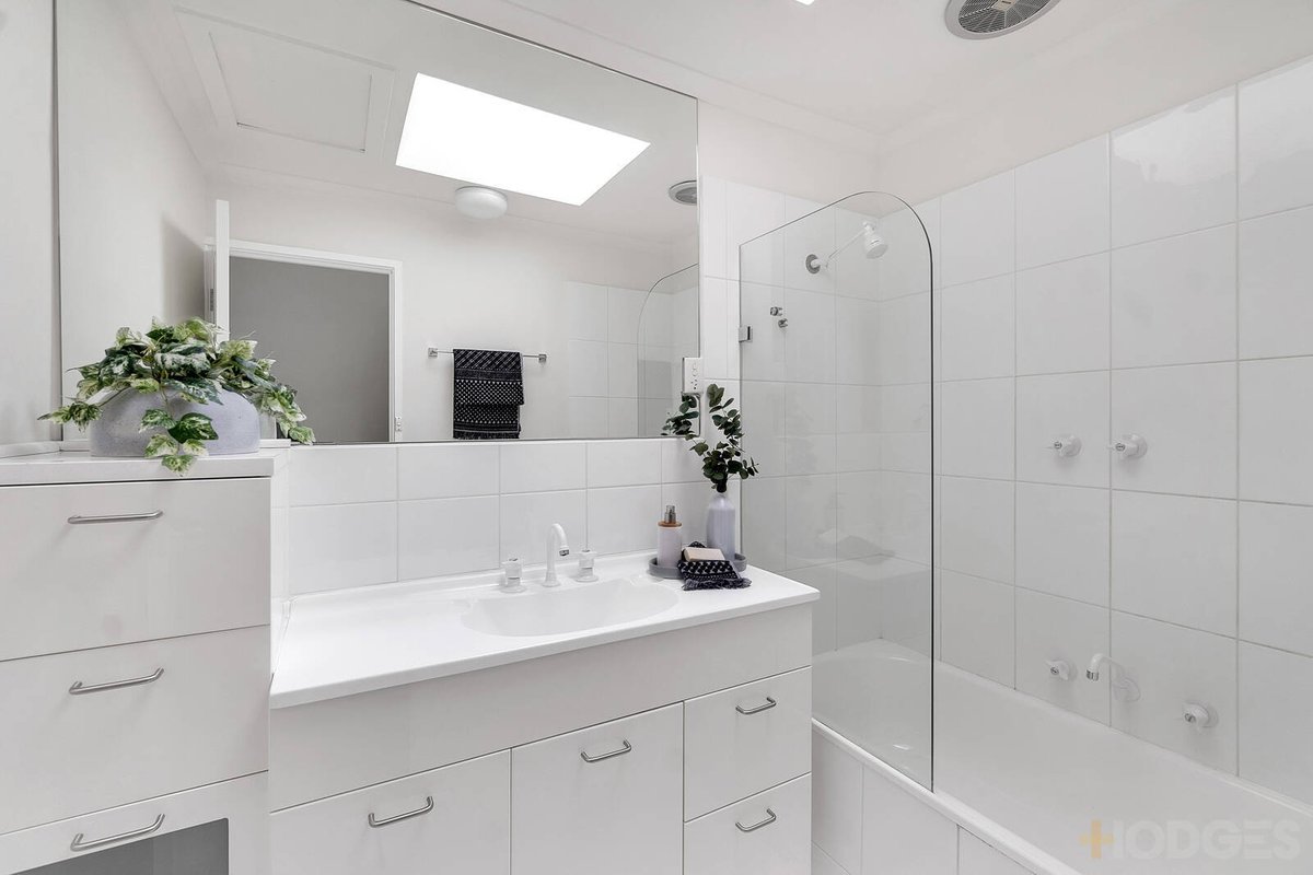 1 / 31 Albenca Street Mentone - Residential for sale