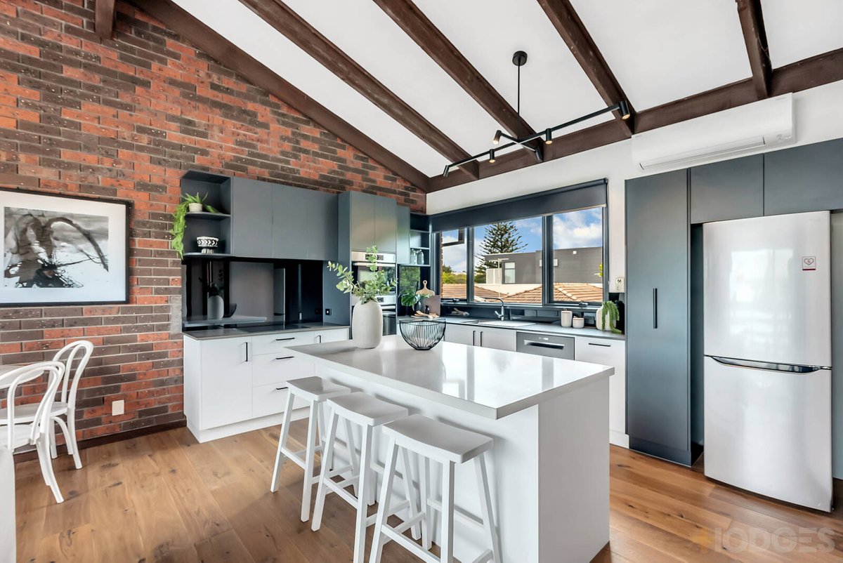 1 / 31 Herbert Street Parkdale - Residential for sale