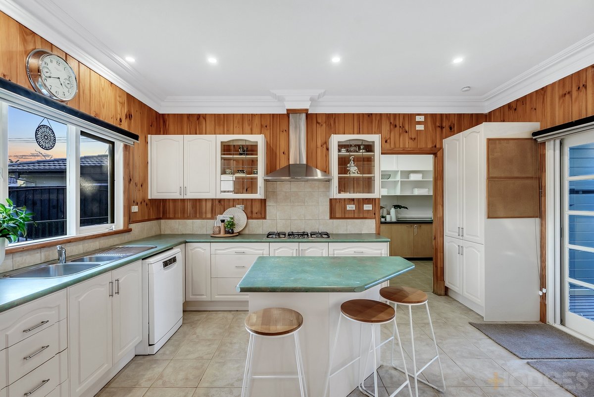 1310 Nepean Highway Cheltenham - Residential for sale