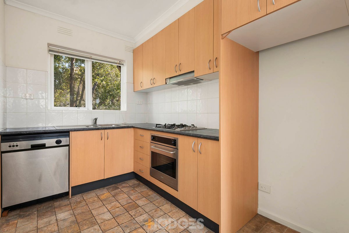 13 / 125 Kambrook Road Caulfield North - Residential for sale