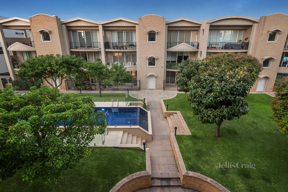 13/156 Beaconsfield Parade, Albert Park, VIC 3206 Apartment for Sale