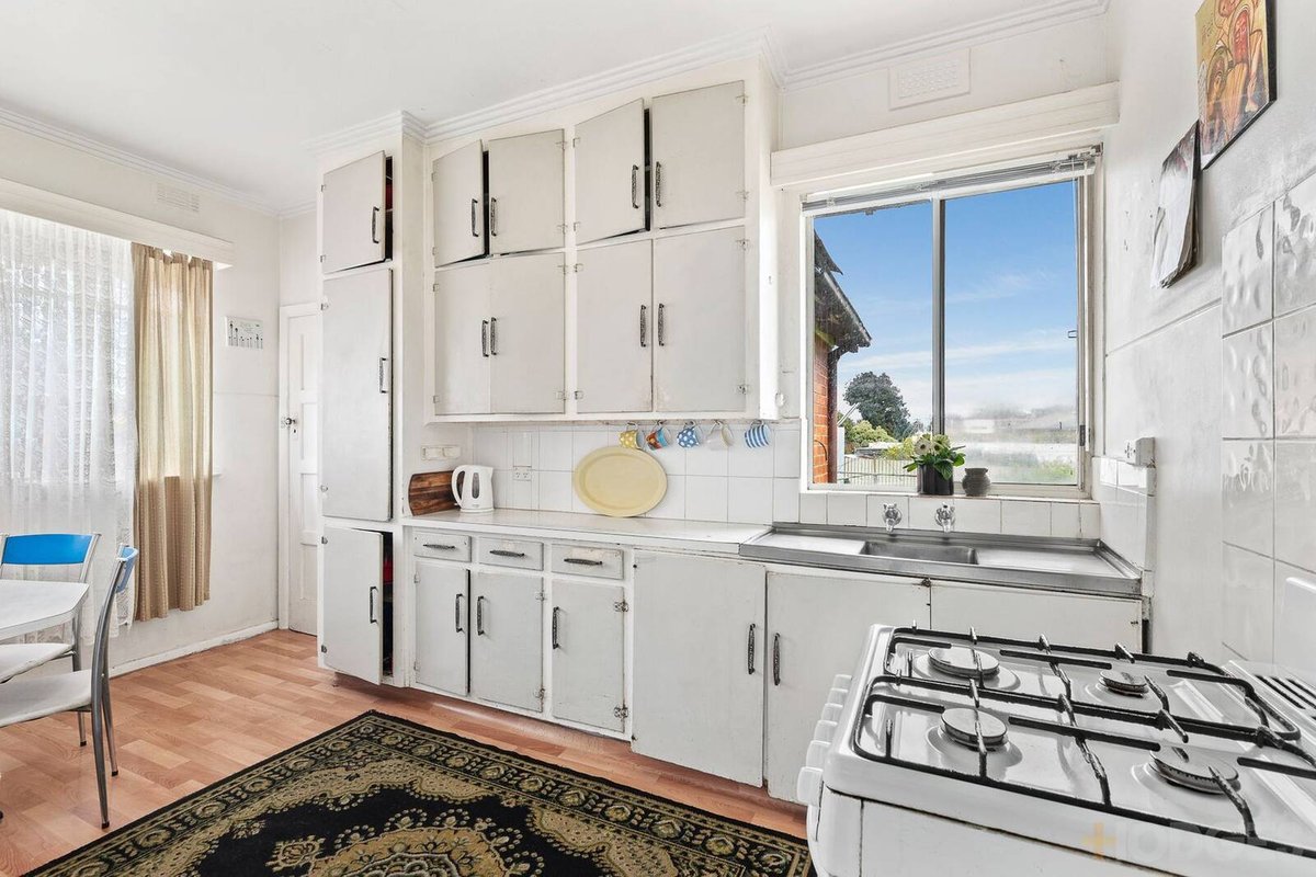 132 Linacre Road Hampton - Residential for sale