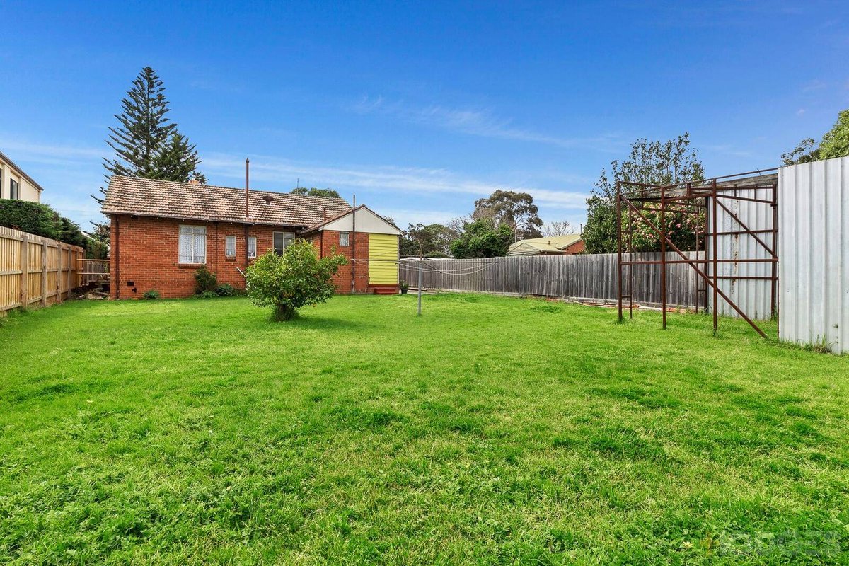 132 Linacre Road Hampton - Residential for sale