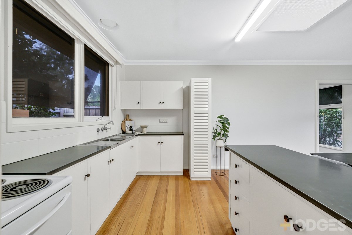 1 / 32 Sunray Avenue Cheltenham - Residential for sale