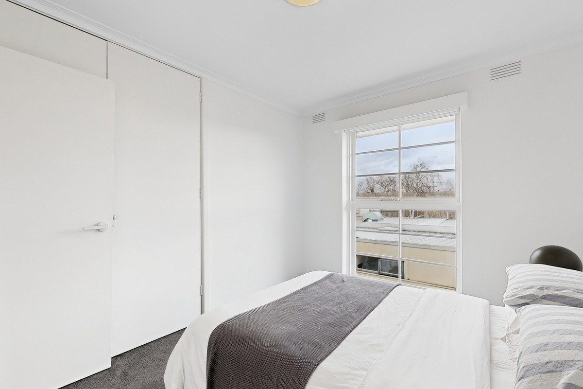 13 / 29 Kooyong Road Armadale - Residential for lease