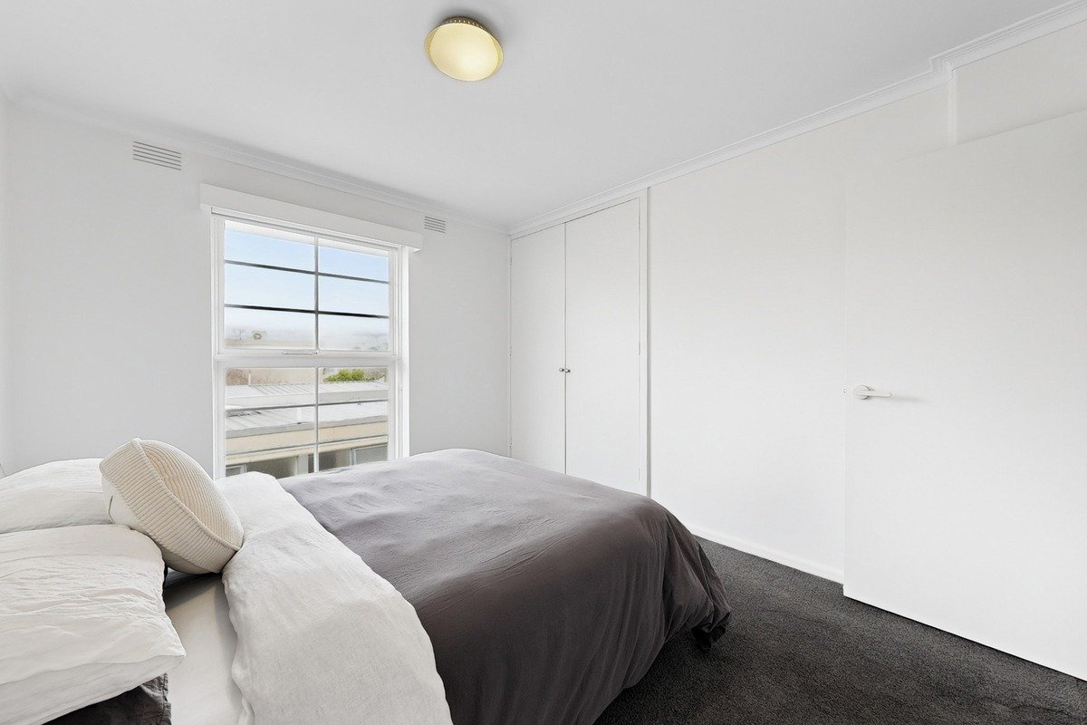 13 / 29 Kooyong Road Armadale - Residential for lease