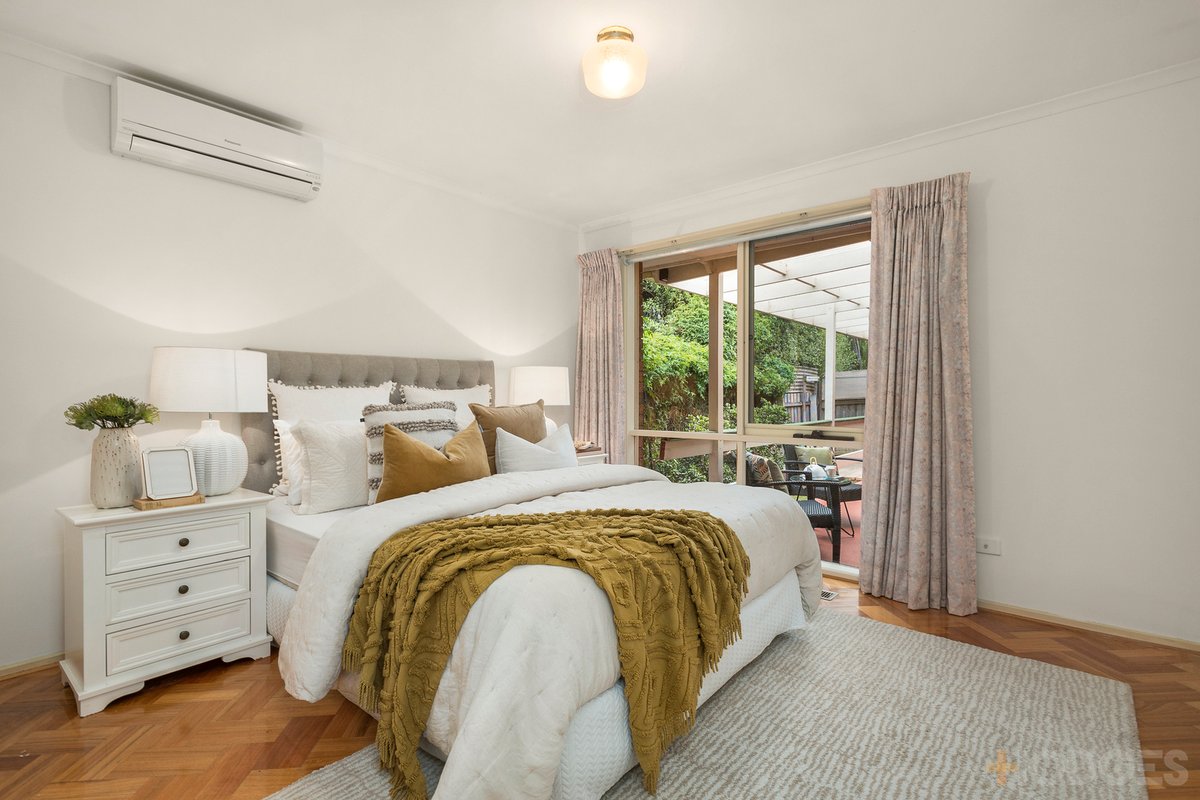 1 / 33 Cedric Street Mordialloc - Residential for sale