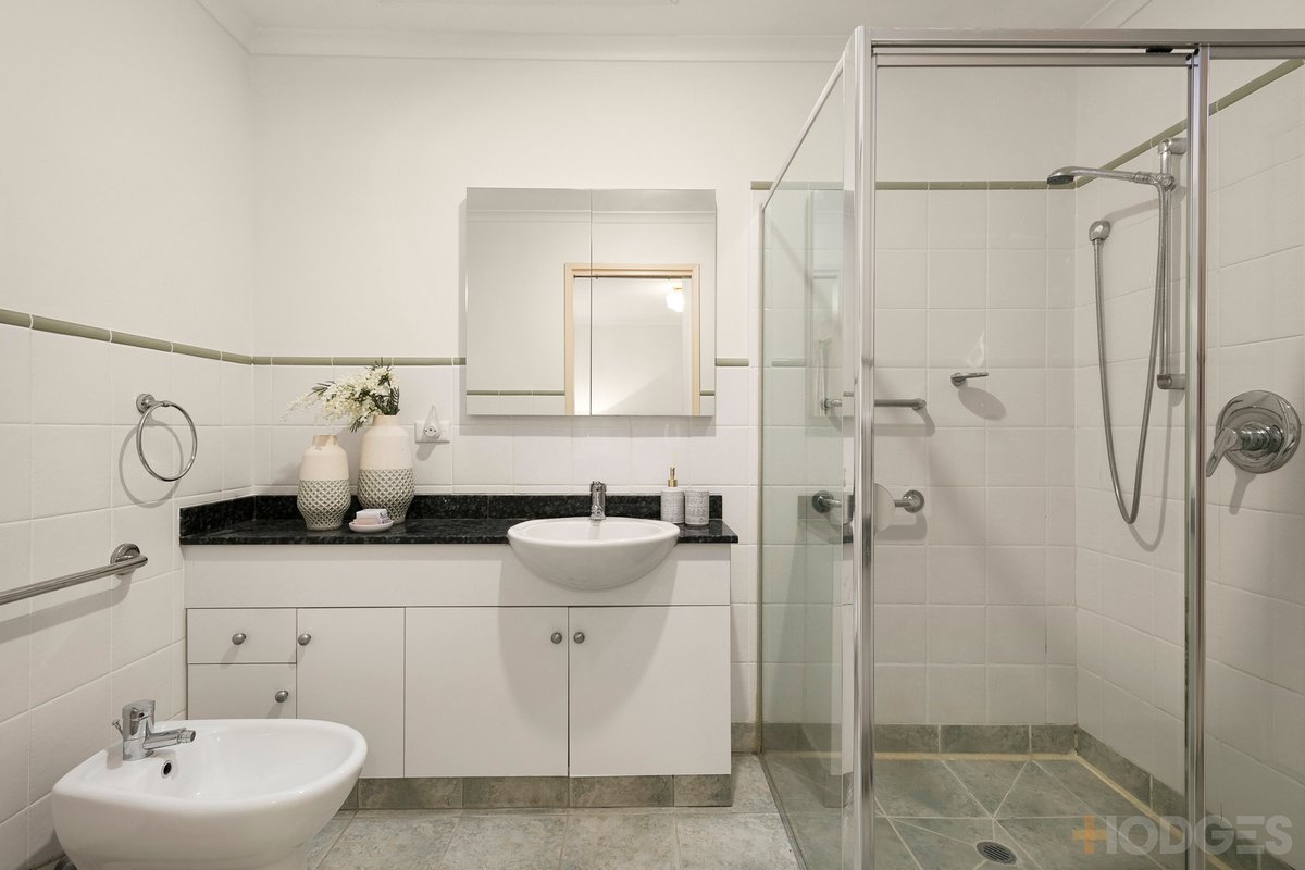 1 / 33 Cedric Street Mordialloc - Residential for sale